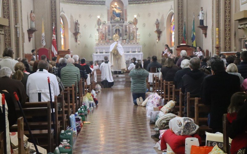 Dia de Corpus Christi é marcado pela solidariedade em Novo Hamburgo | abc+