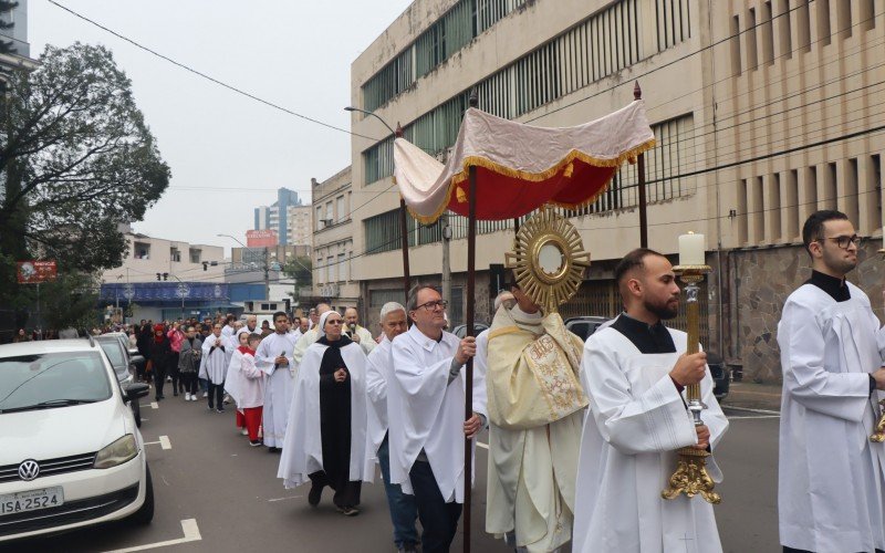 Dia de Corpus Christi é marcado pela solidariedade em Novo Hamburgo
