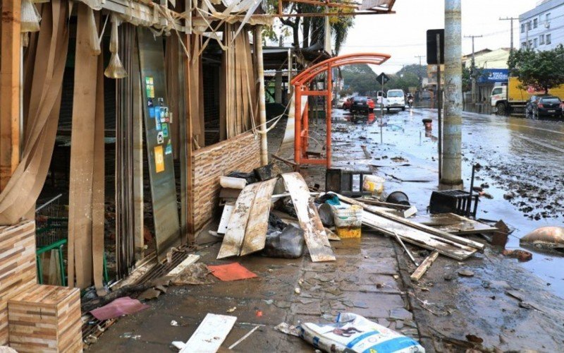 Estabelecimento no bairro Mathias Velho acabou se tornando alvo de criminosos 