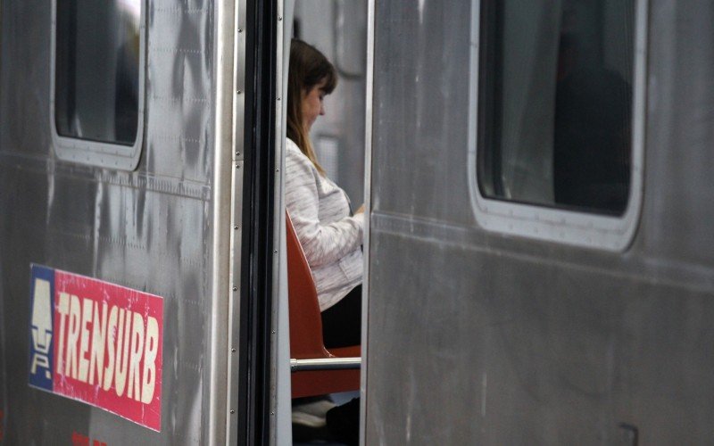 Trens circulam normalmente de Novo Hamburgo até a Estação Farrapos na manhã desta segunda-feira | abc+