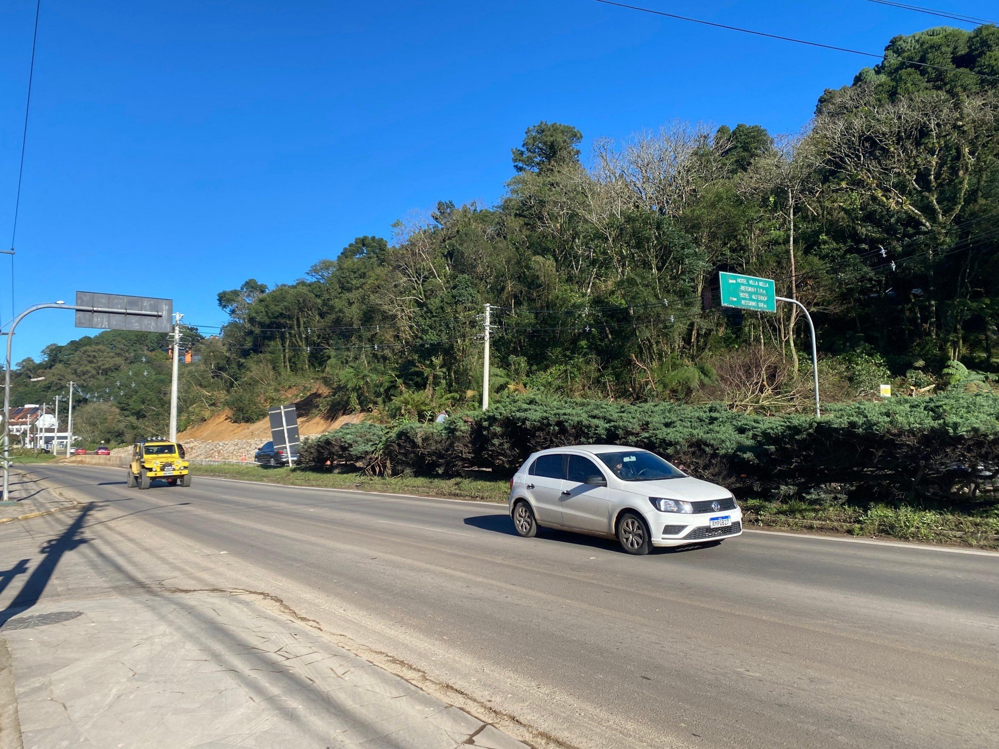 Trecho da estrada entre Gramado e Canela receberá manutenção do asfalto nesta semana; saiba mais