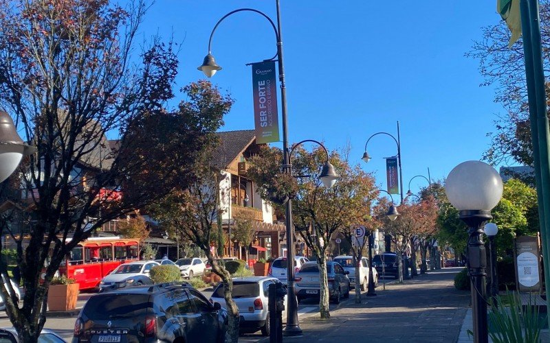 Movimento no Centro de Gramado é maior em alta temporada