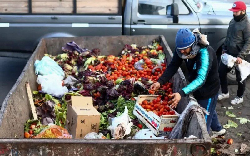 Falta de alimentos para restaurantes populares abre crise na Argentina  | abc+