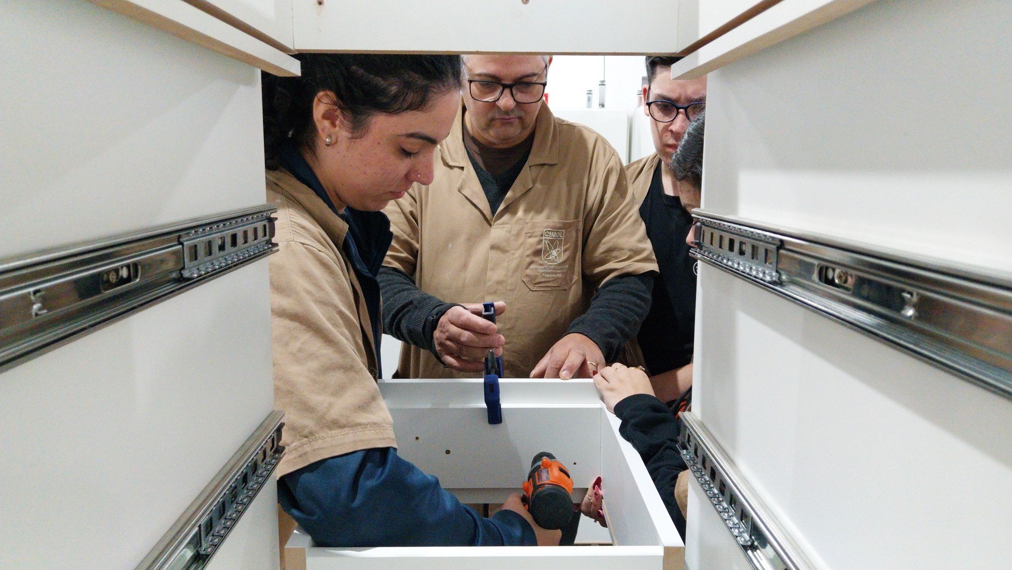 Escola técnica de Taquara vai construir mil móveis para doação