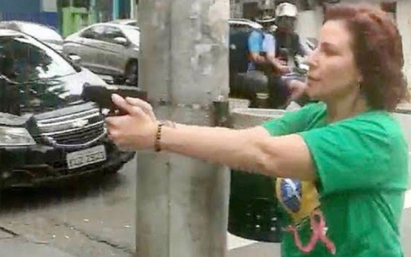 Carla Zambelli ameaçou Luan Araújo com arma de fogo antes das eleições 2022 | abc+