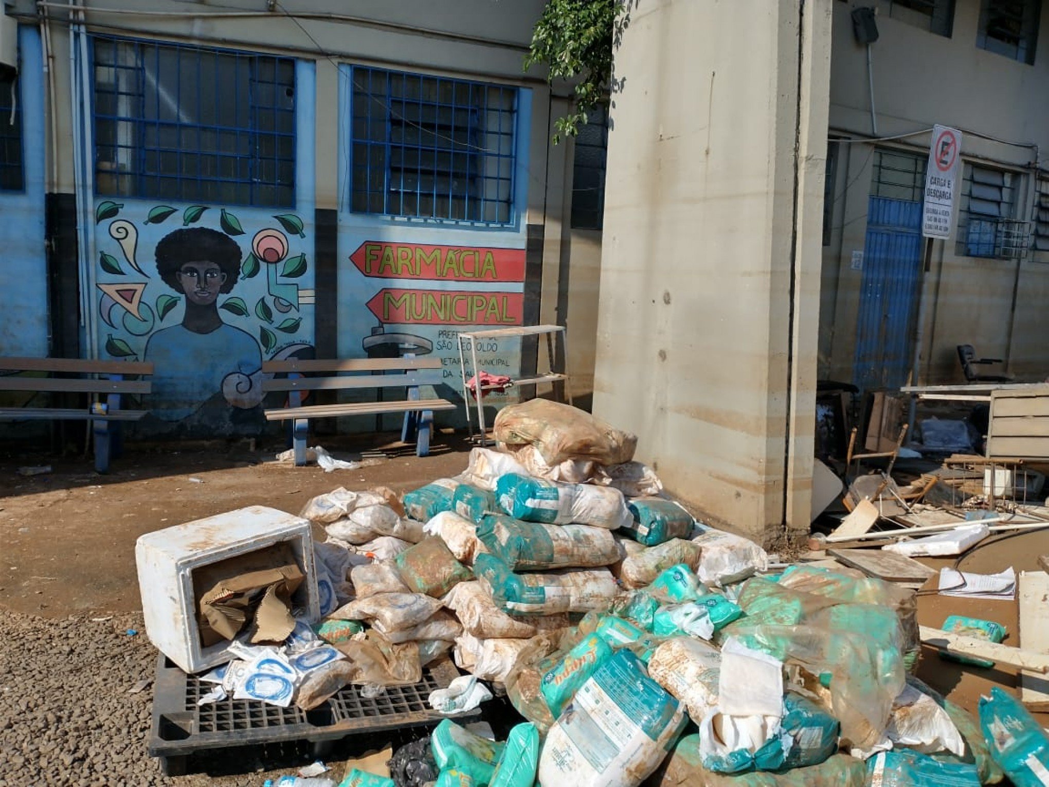 Farmácias Municipal e Estadual ainda contabilizam perdas com inundação em São Leopoldo
