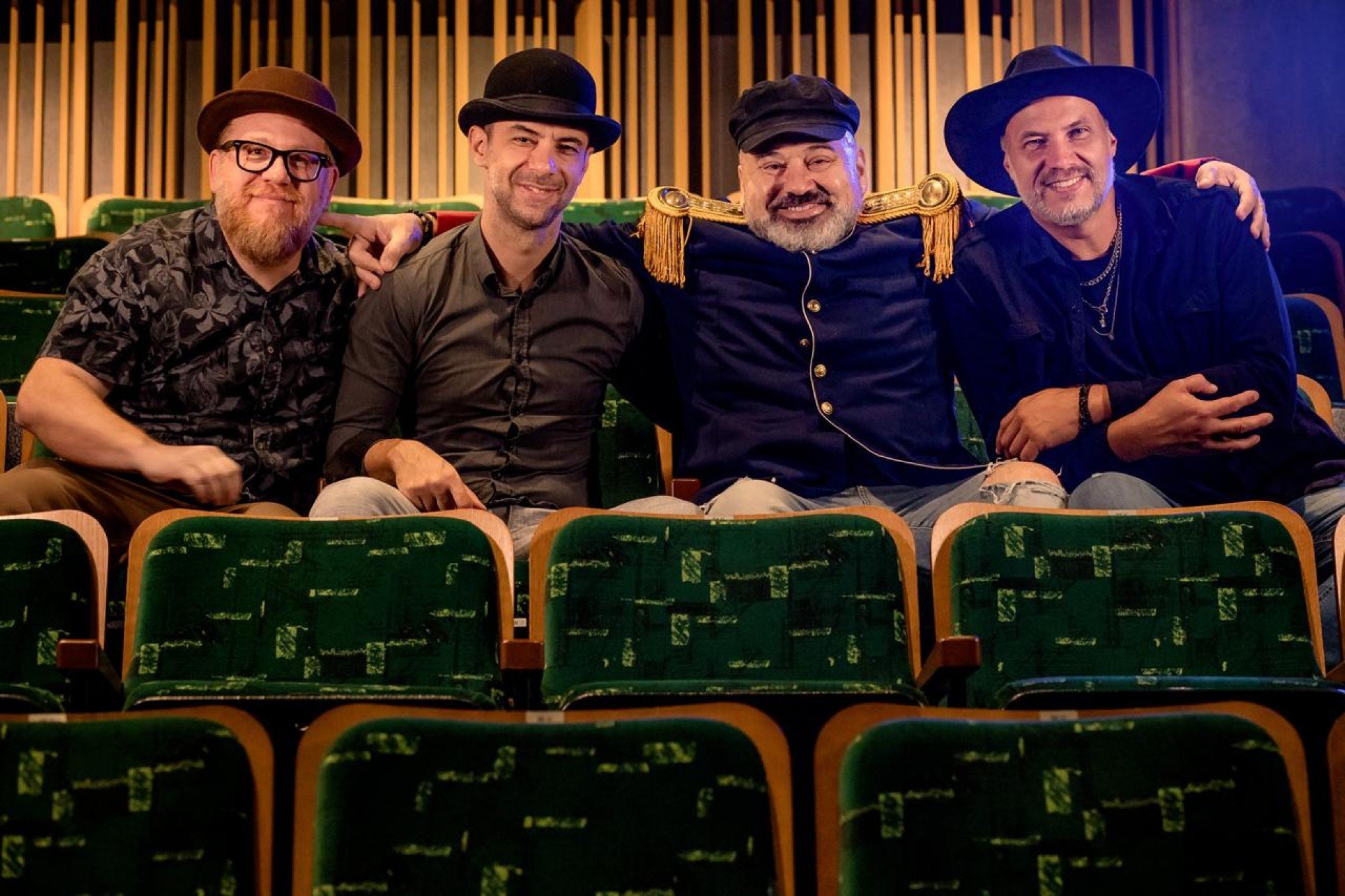 Banda The Dogs faz show em evento da Rede Swan para ajudar setor turístico e de eventos; veja como participar