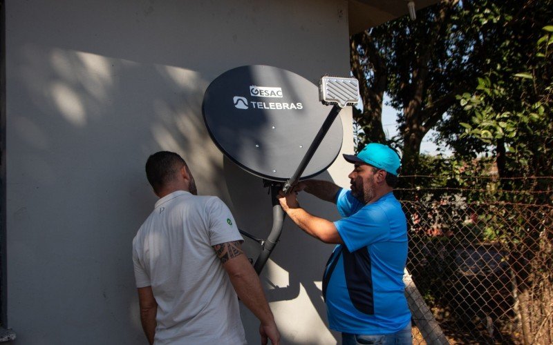 São Leopoldo recebe antenas de internet para serviços da Assistência Social