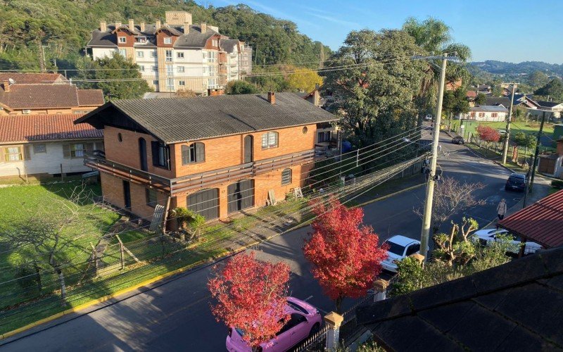 Tempo é de céu azul nesta sexta-feira, 7 de junho, em Gramado