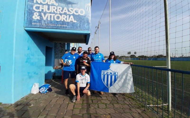 Torcida dos Vikings Anilados