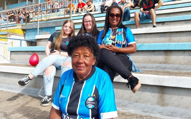 "Vim pra torcer para o Rio Grande do Sul", declarou a dona de casa, Zenaide Souza Neto, 68 anos, no Jogo do Bem | abc+