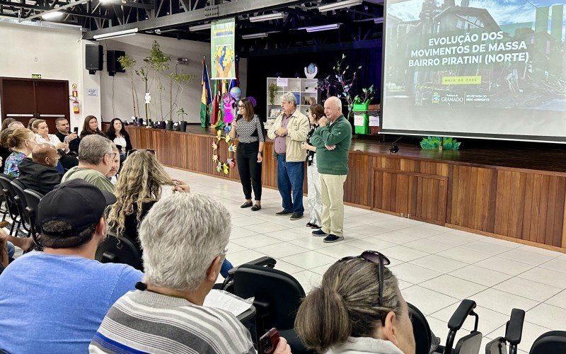 Prefeitura de Gramado se reúne com moradores do bairro Piratini, após deslizamentos