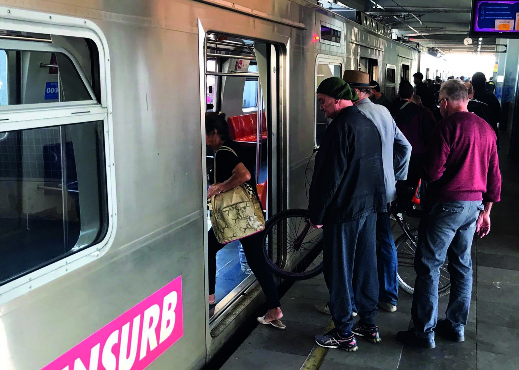 TRENSURB: Confira como está a operação dos trens na tarde desta segunda-feira (4)