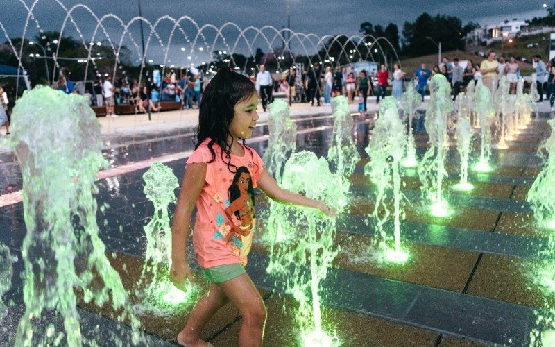 Fonte luminosa no novo Parcão em Campo Bom | abc+