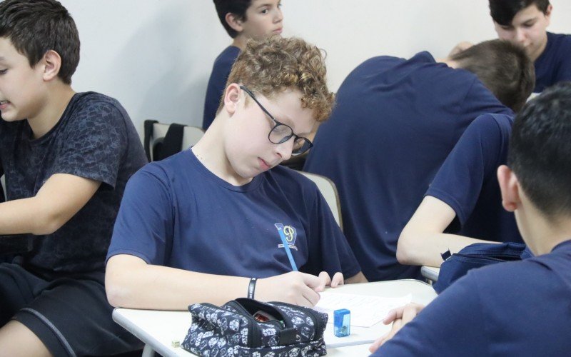 Alunos do 8º ano participam do Trilhas da Aprendizagem