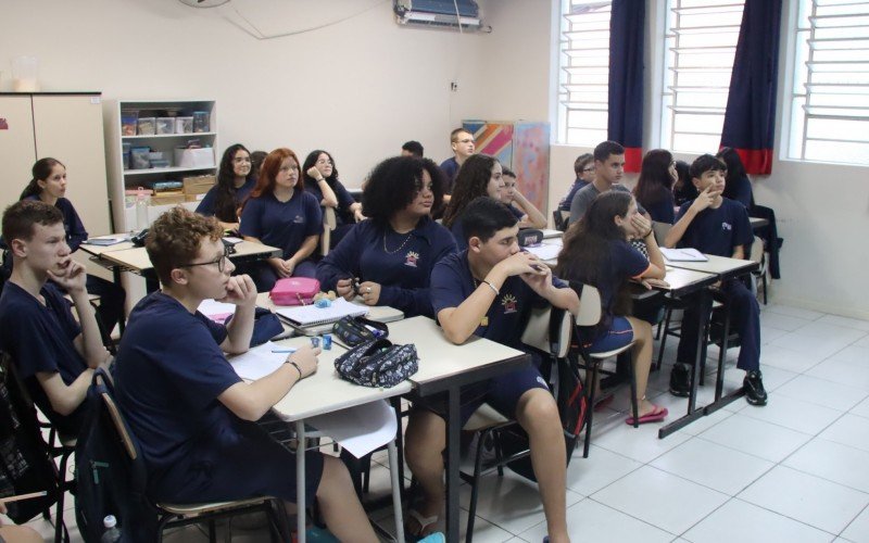 Estudantes terão uma carga horária de 192 horas durante o curso 