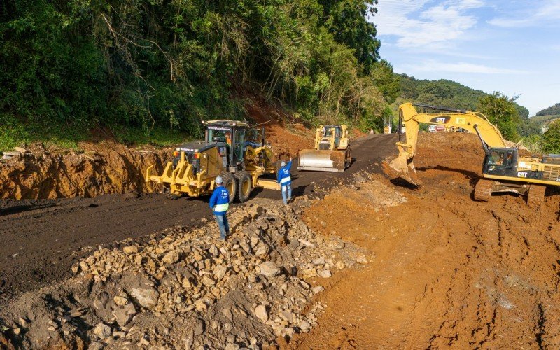 Reconstrução da BR-386