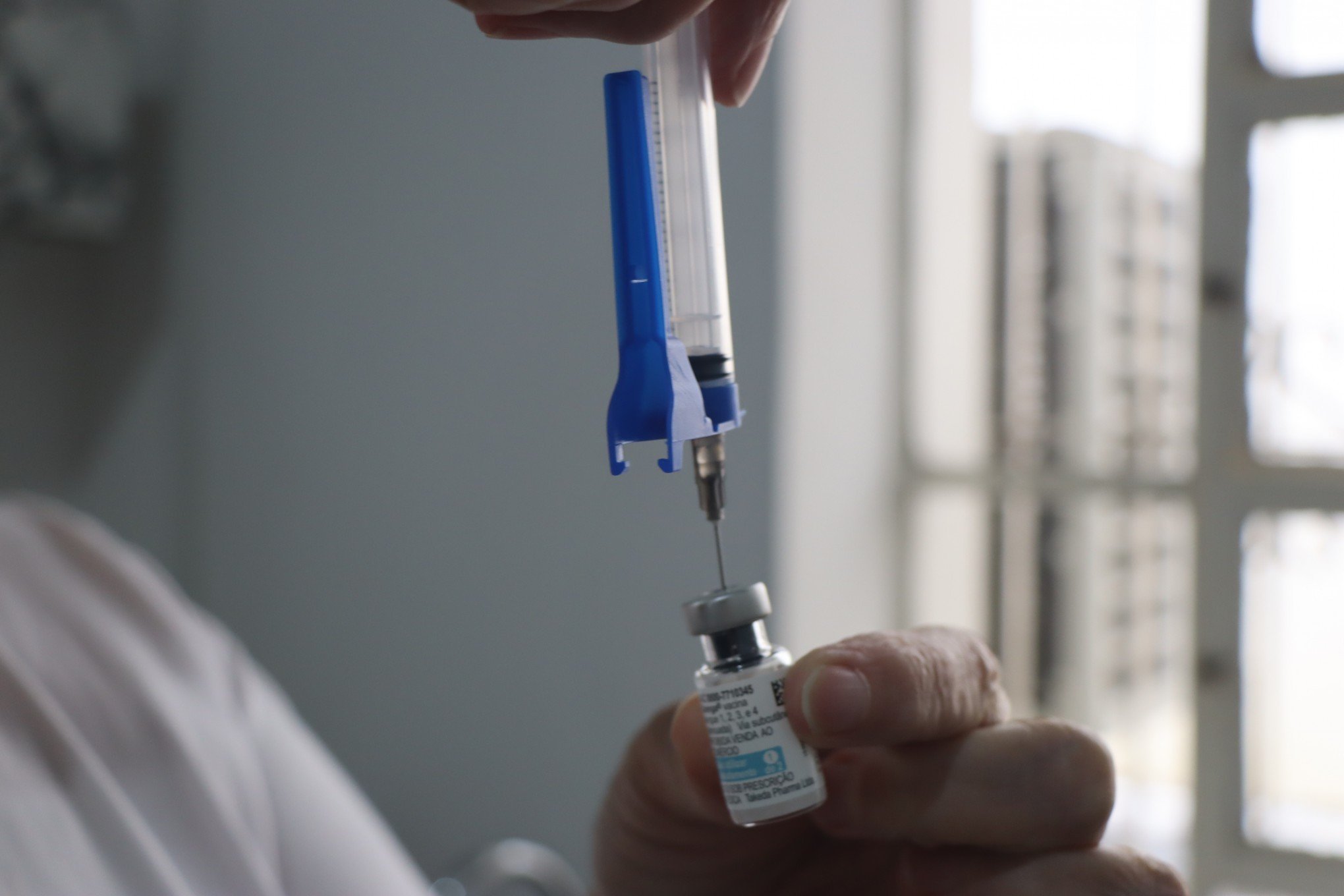 Baixa adesão à segunda dose da vacina contra dengue preocupa autoridades em Novo Hamburgo
