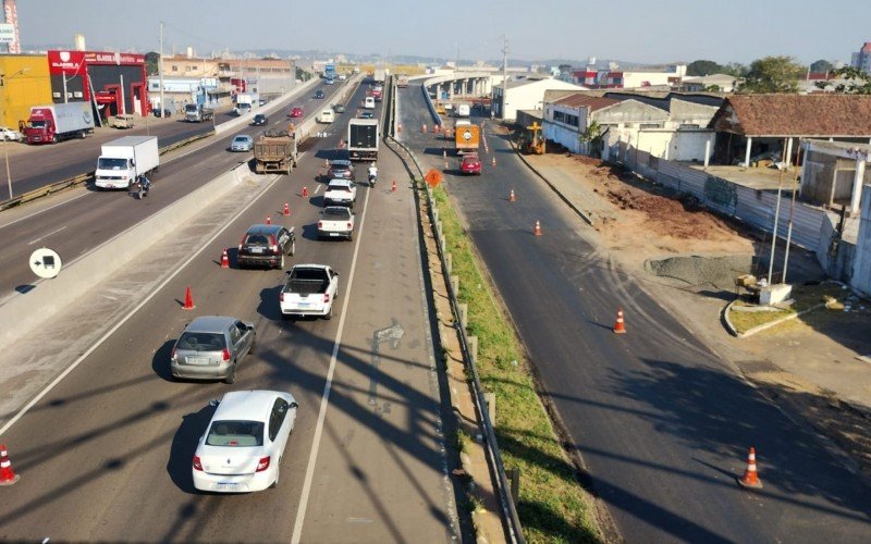 Lentidão na BR-116 é causada por estreitamento de pista no Viaduto Júlio Redecker