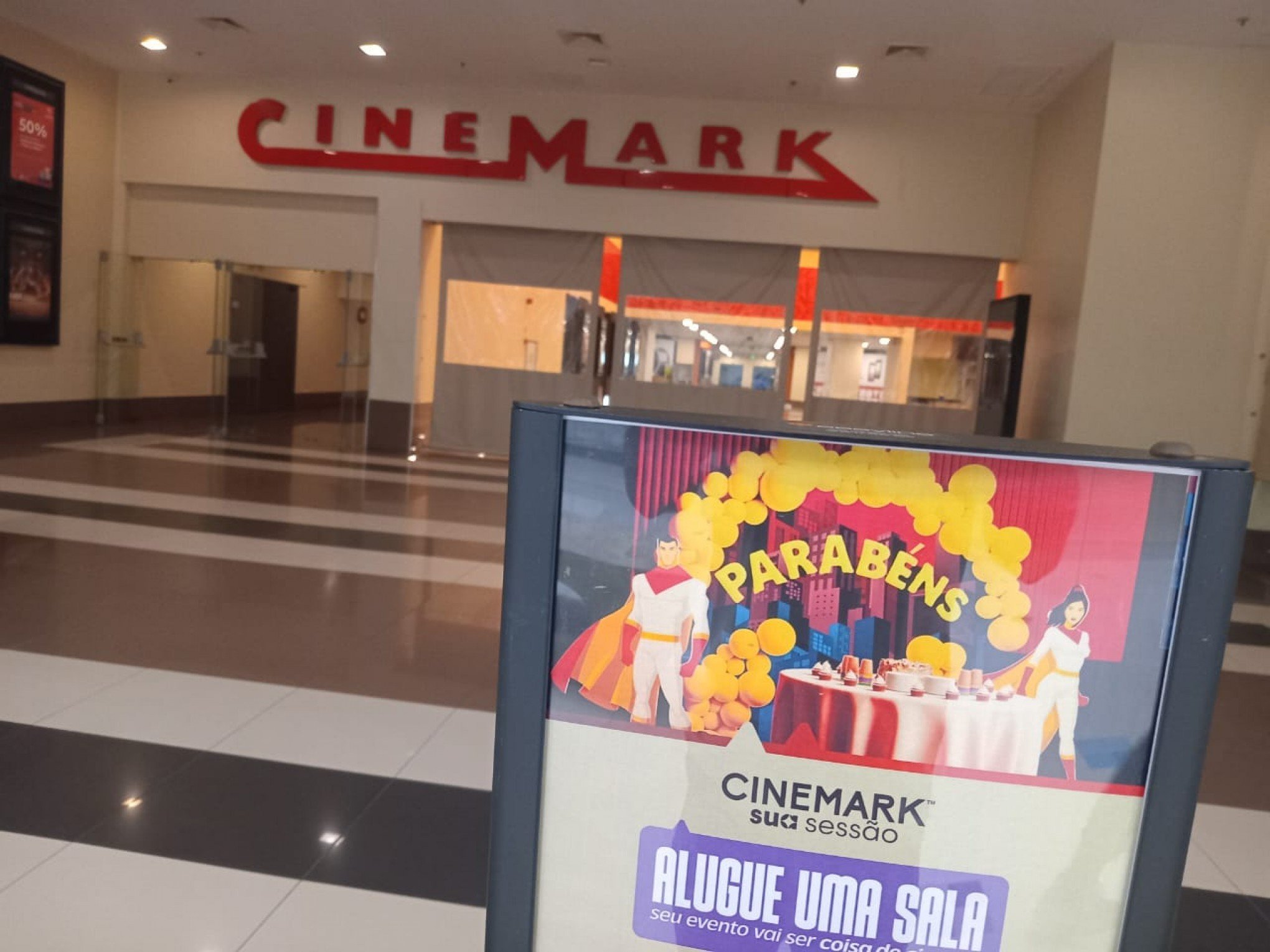 Salas do Cinemark Canoas passam por reformas para retomar sessões diárias de cinema