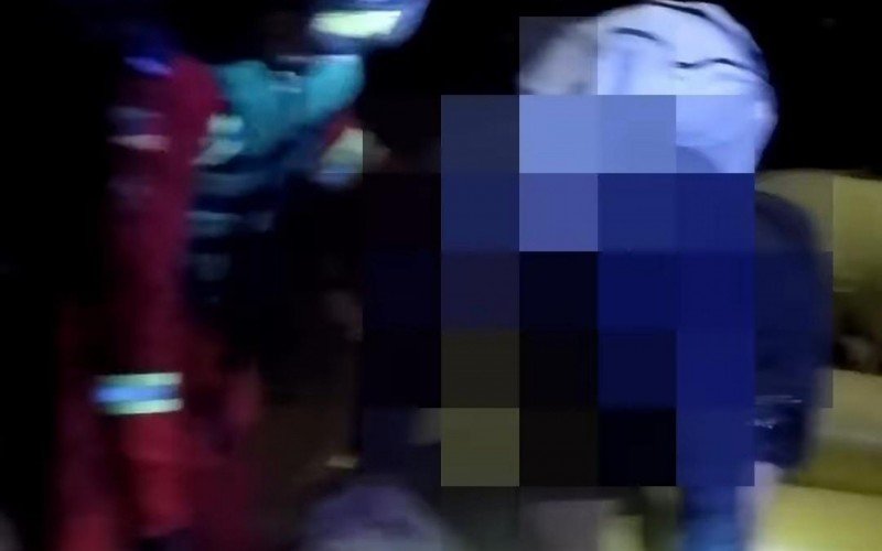 Homem fica ilhado e precisa ser resgatado pelos bombeiros em Igrejinha | abc+