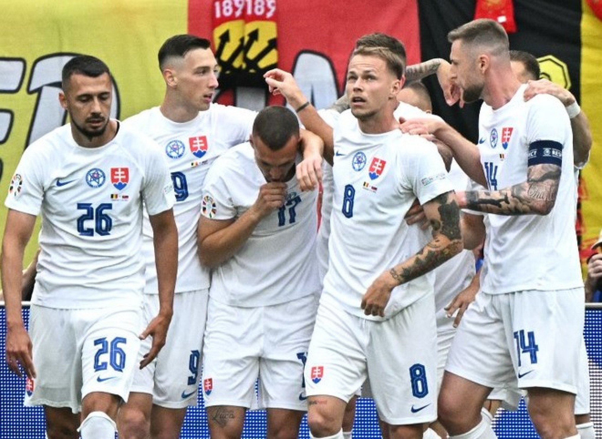 Lukaku tem 2 gols anulados e Bélgica perde da Eslováquia em estreia na Eurocopa