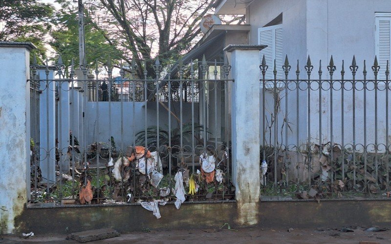 Moradores relutam em retornar para a parte baixa do Bairro Navegantes, em São Sebastião do Caí, mesmo com o recuo das águas 