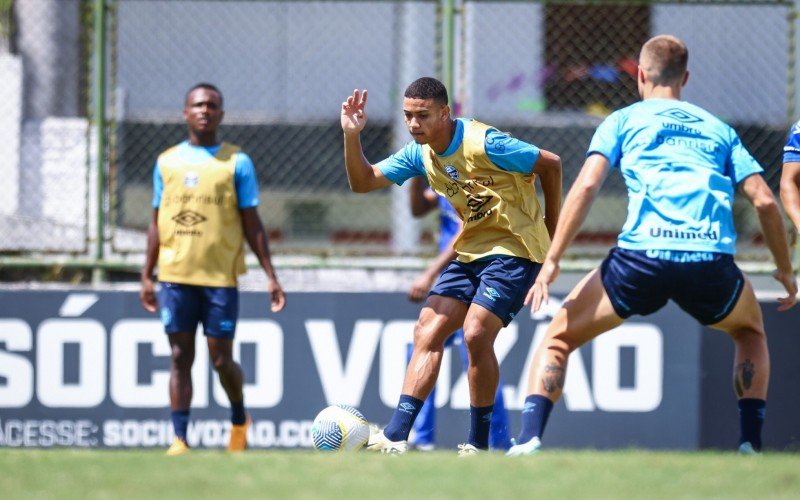 Gustavo Nunes deve começar como titular | abc+