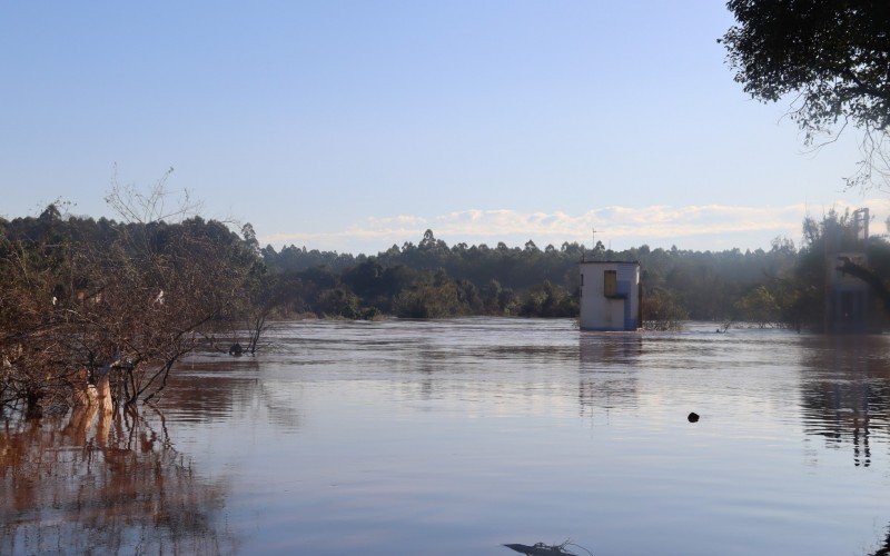 Prefeitos defendem que desassoreamento do Rio Caí, em São Sebastião do Caí (foto) e demais rios que desembocam no Guaíba devem ser financiados pelo Estado ou União  | abc+