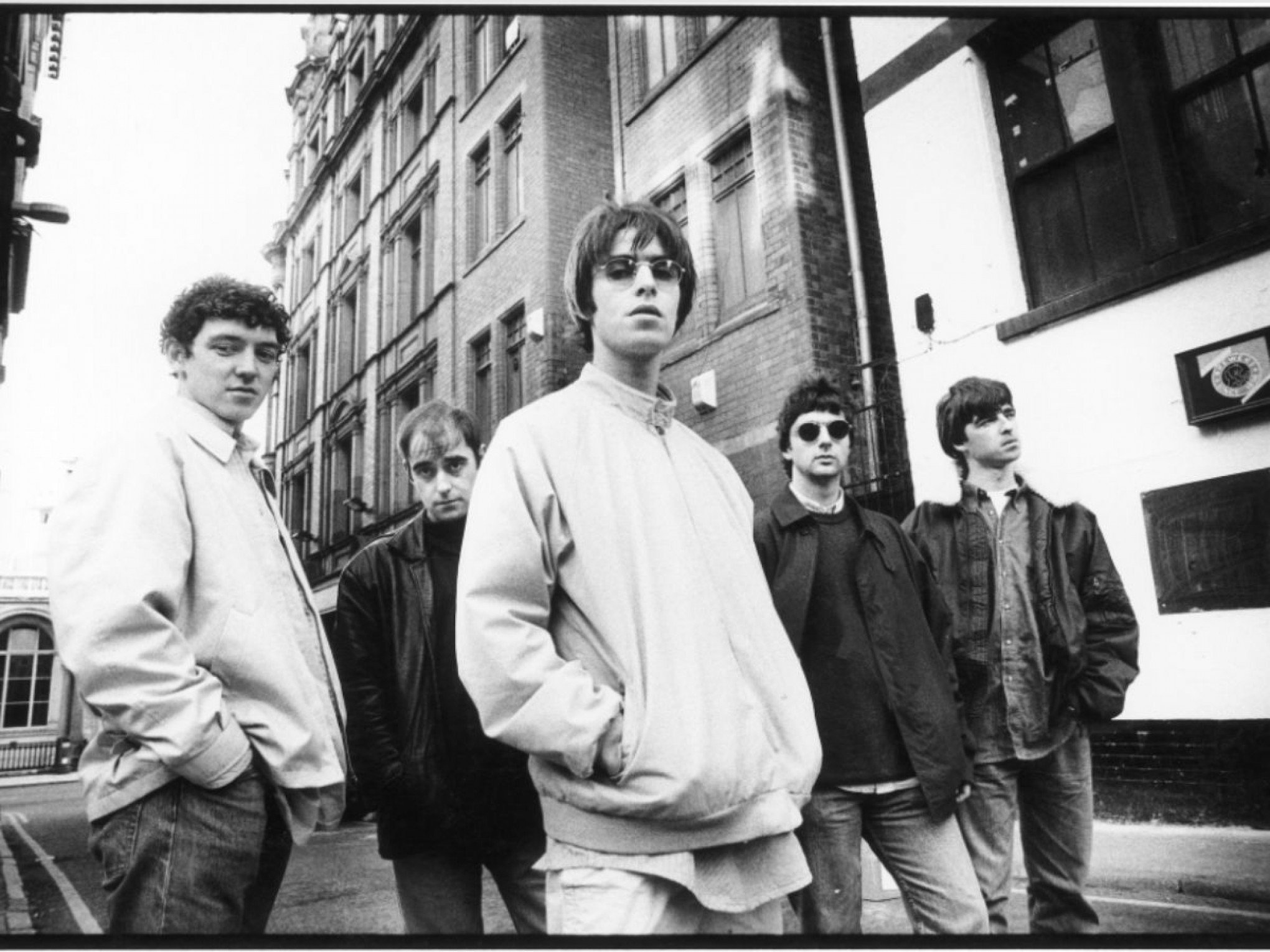 Fim da briga entre irmãos? Volta do Oasis marca fim de hiato de 15 anos da banda britânica