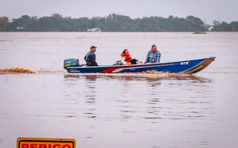 Guaíba voltou a subir e superar cota de alerta, deixando ilhas alagadas | abc+