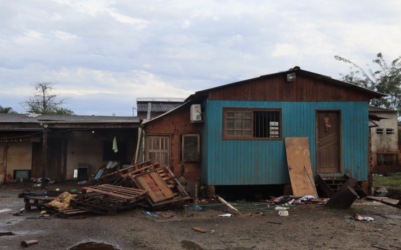 Moradores deixaram suas casas