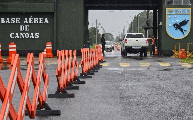 Pousos e decolagens estão acontecendo na Base Aérea de Canoas até que Aeroporto Salgado Filho retome procedimento | abc+