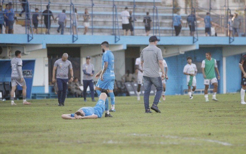 Jogadores do Noia lamentam a derrota em casa