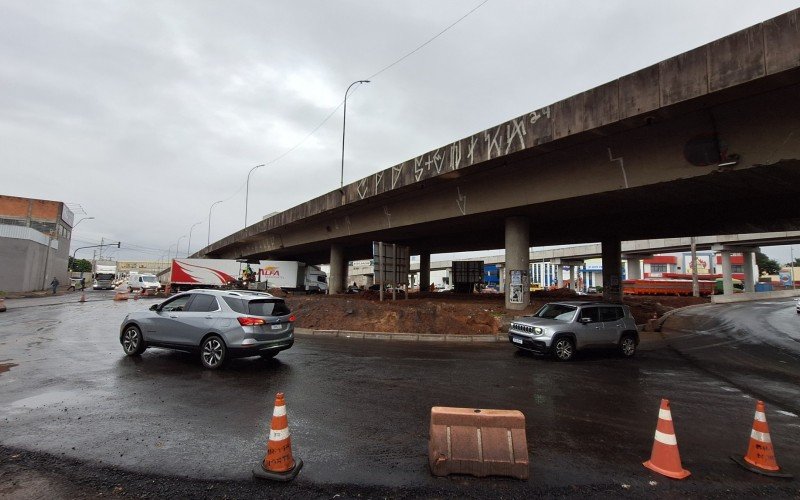 Retorno liberado provisoriamente permite que motoristas sigam em direção ao Vale do Caí e para a Serra | abc+