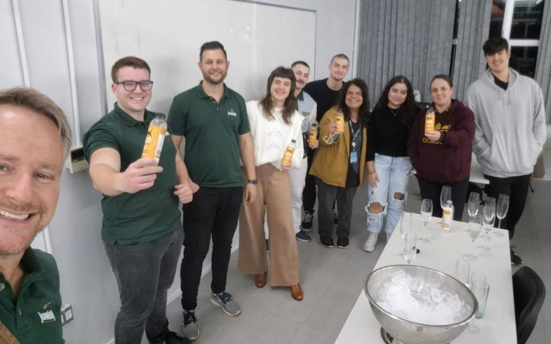 Ao final da aula, participantes confraternizaram com uma spritzbier