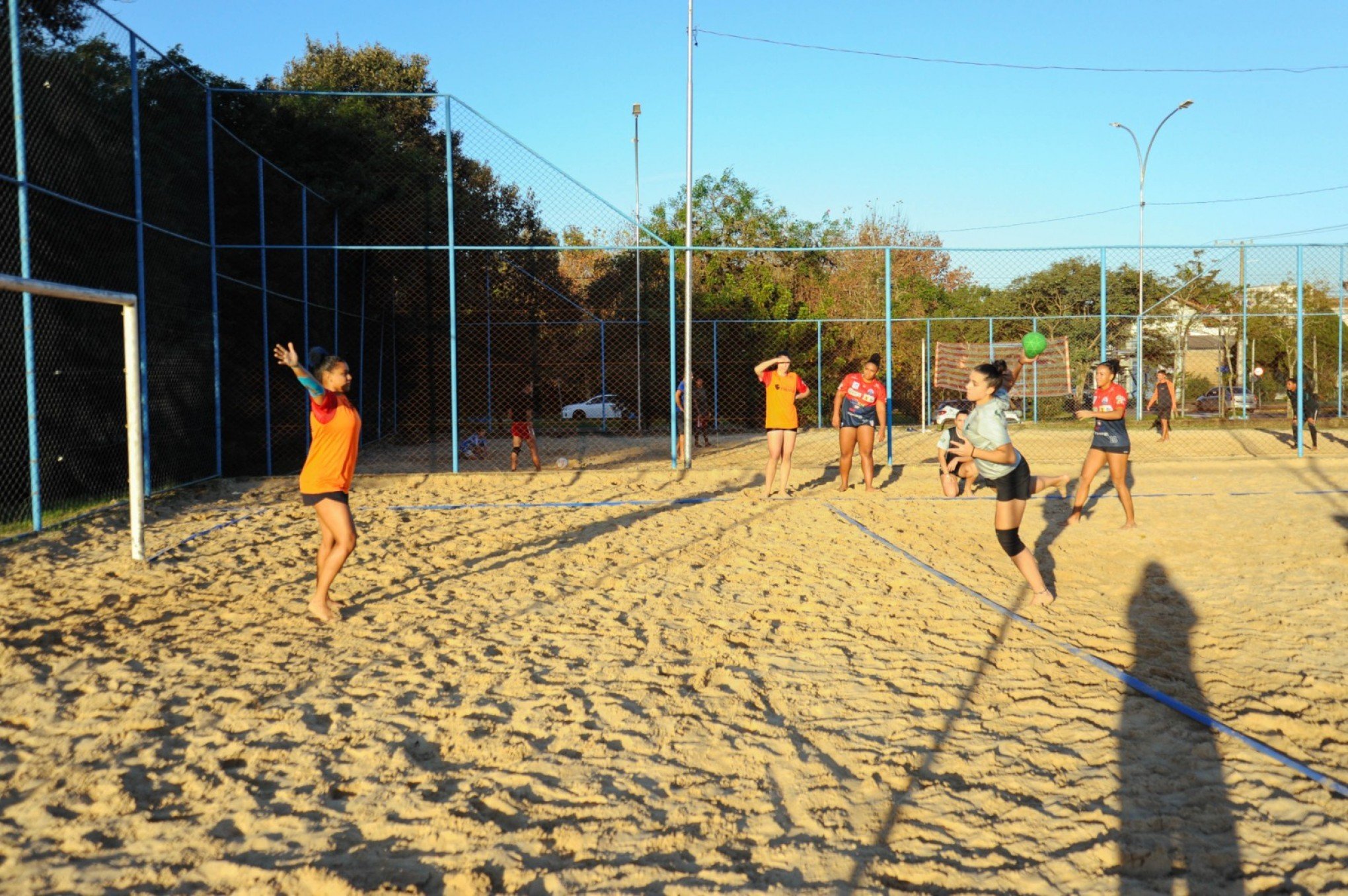 Equipes universitárias disputam os primeiros Jogos Universitários Gaúchos de Praia