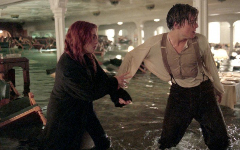 Rose Dewitt Bukater (Kate Winslet) e Jack Dawson (Leonardo DiCaprio) em Titanic (1998)  | abc+