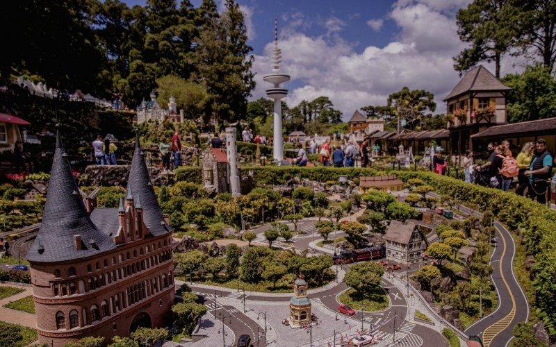 Mini Mundo é uma das opções de passeios para este final de semana na Serra