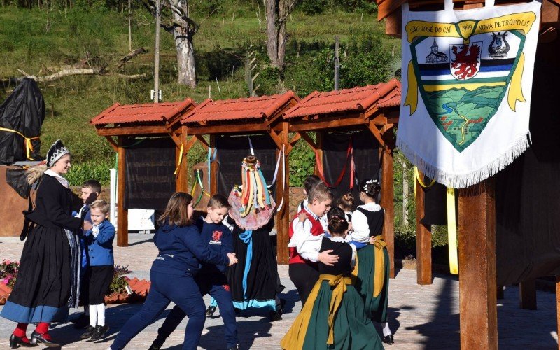 Atrações culturais fizeram parte da cerimônia