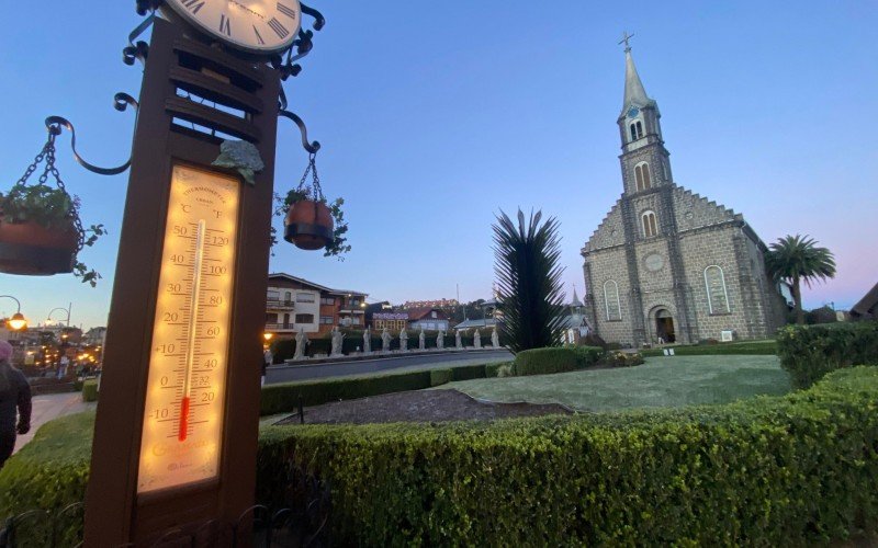 Geada em Gramado com frio intenso e temperaturas negativas