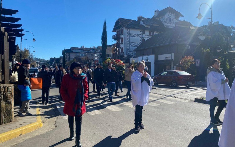 ProcissÃ£o a SÃ£o Pedro, padroeiro de Gramado, neste domingo 