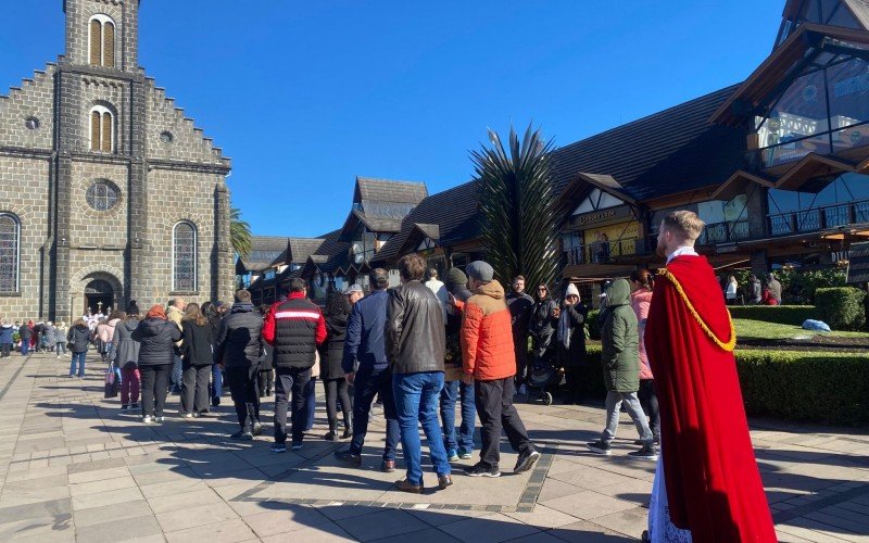 Procissão a São Pedro, padroeiro de Gramado, neste domingo 