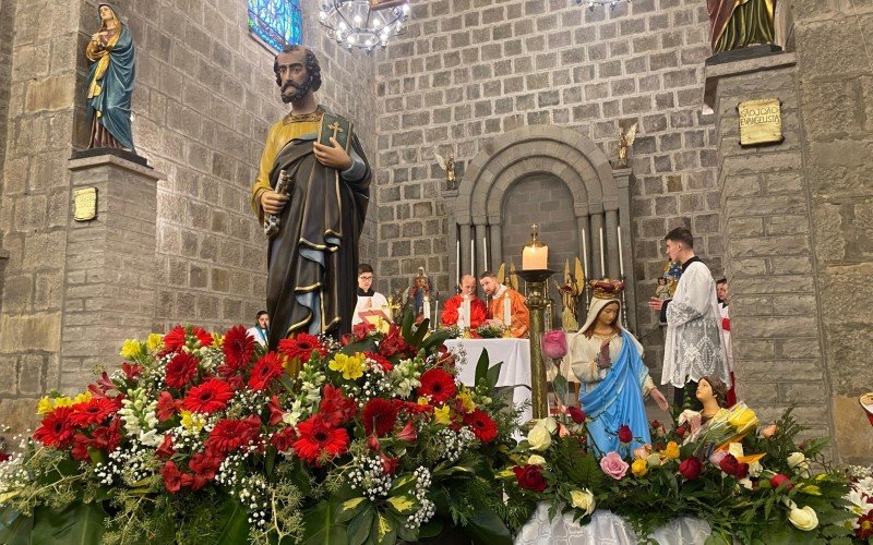 ProcissÃ£o a SÃ£o Pedro, padroeiro de Gramado, neste domingo 