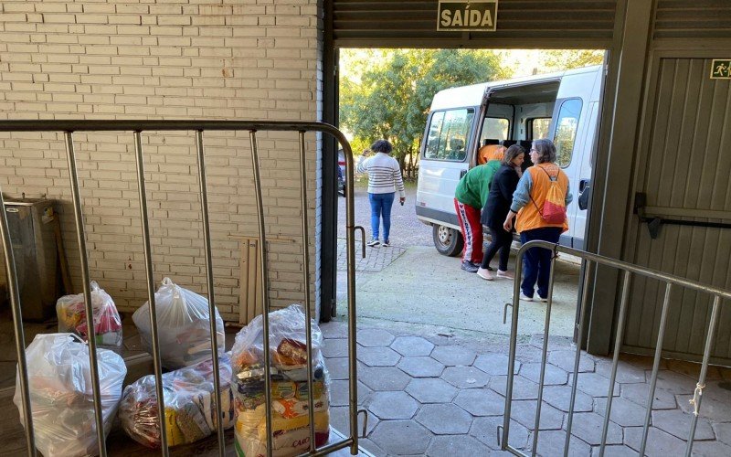 Novo local de abrigamento é no ginásio da Fenac