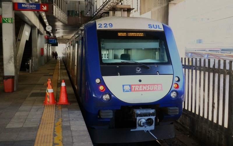 Trensurb amplia horários e a oferta de paradas dos ônibus; entenda o que muda | abc+