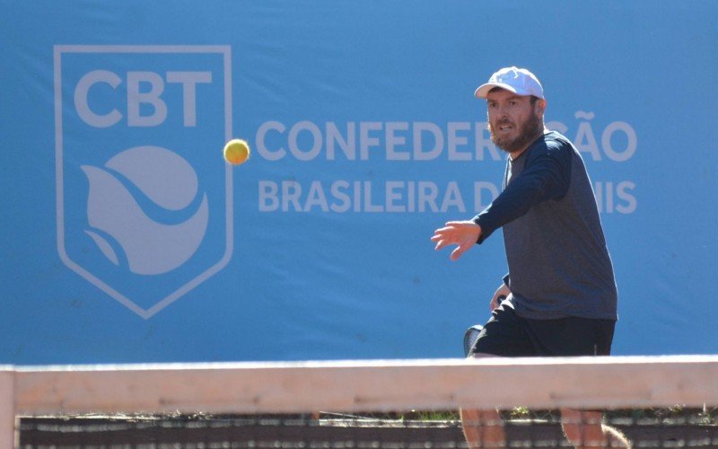 Competição foi realizada no São Leopoldo Tênis Clube para arrecadar fundos para ajudar as famílias do staff do São Léo Open | abc+