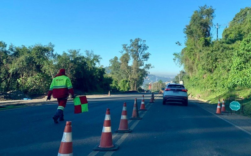 Obras causam congestionamento na BR-116  | abc+