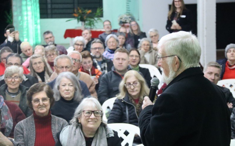 Teólogo Martin Dreher falou sobre os protestantes que chegaram ao Brasil | abc+