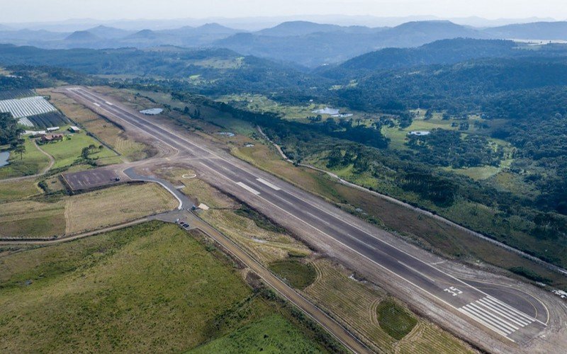 Aeroporto de São Joaquim, na Serra Catarinense, volta a operar depois de 32 anos | abc+